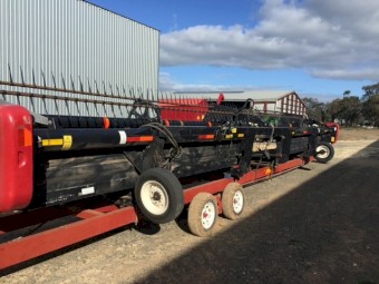 2010 Case IH 8120 Header with 40ft 2011 Case IH 2052 Front with Leith Trailer