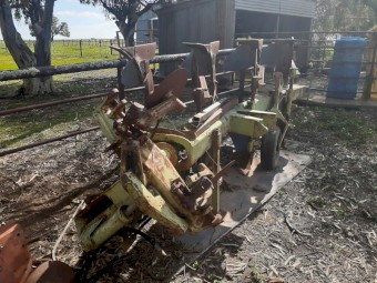 Dowdwell 3 plus 1 Reversible Deep Ripper Plough