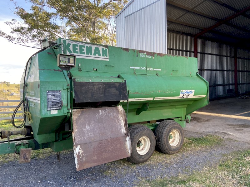1996 Keenan Easi-Feeder 140 Feed Mixer with Scales