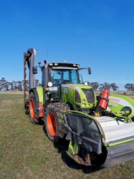 Claas 640 + Front Mower
