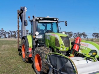 Claas 640 + Front Mower
