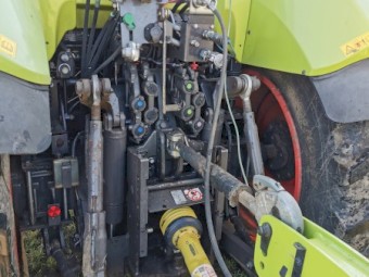 Claas 640 + Front Mower