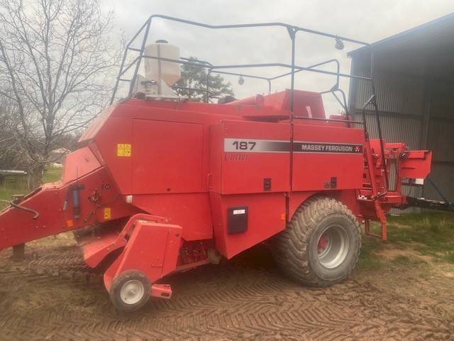 2006 Massey Ferguson 187 SBC Large Square Crop Cutter Baler