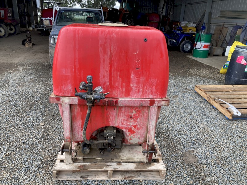 Spray tank x2