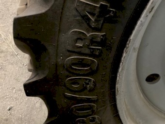 Goldacres G6 tyres and rims 380/90R46   X4