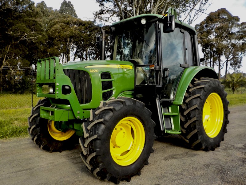 2014 John Deere 6230M 4x4 Agricultural Farm Tractor