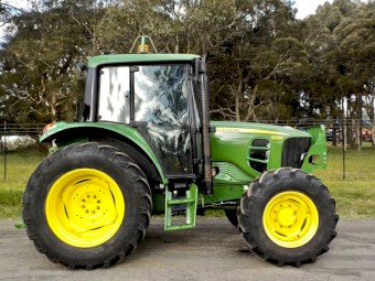 2014 John Deere 6230M 4x4 Agricultural Farm Tractor