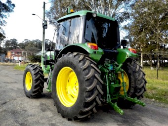 Late model 2015 John Deere 6130M 4x4 Agricultural Farm Tractor