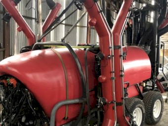 Silvan 4000 litre TGS 3 row vineyard sprayer 