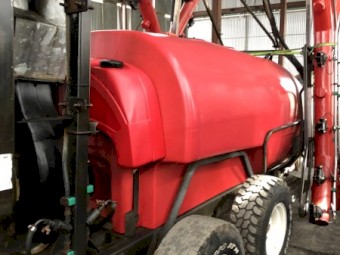 Silvan 4000 litre TGS 3 row vineyard sprayer 
