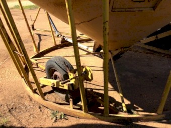 Keoghan Grain Handling Field Bins