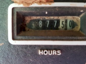 White 8900 Harvester