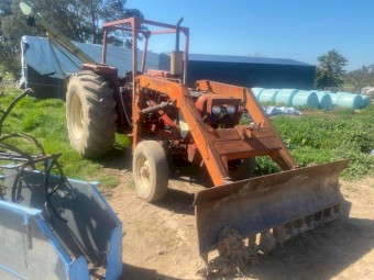 International 574 Tractor & Loader