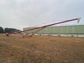 Hutchinson Swing Away Auger 