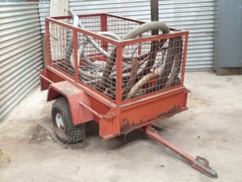 Calf trailer 