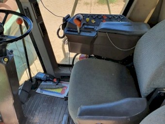 1994 John Deere 9600 Header with 30 ft Front