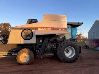 2002 AGCO Gleaner R72 & HB 42' Draper Front & Trailer