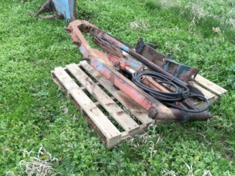 Ford 5000 under axle blade.