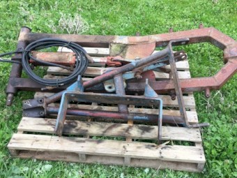 Ford 5000 under axle blade.