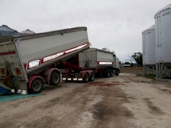 2008 Tefco 19 metre tipper set