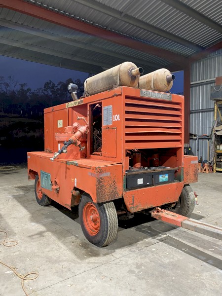 Sullair Harvest Compressor 1050 DP 