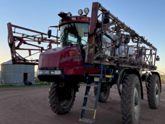 2008 Case IH Patriot 4420 Self Propelled Boom Spray