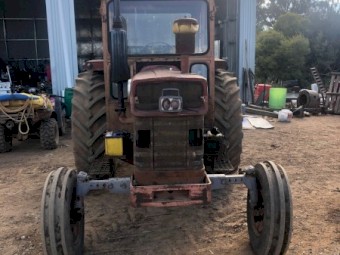 Massey Ferguson 188 Tractor