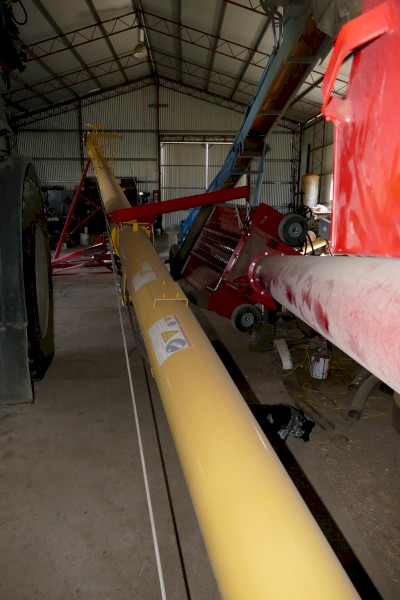 Westfield Swing Away Auger 100 x 63