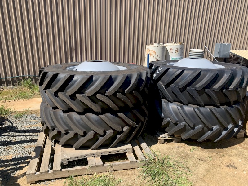 New Dual 580/85 R42 Michelin Tyres & Rims.