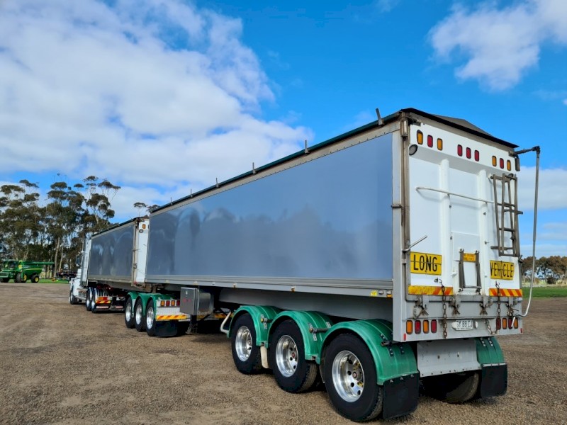 2011 Lusty EMS B-Double Aluminum Tipper Set