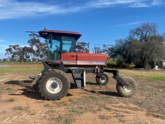 9352i MacDon Windrower