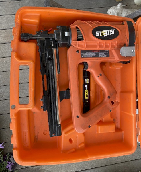 Stockade Cordless Fence Stapler