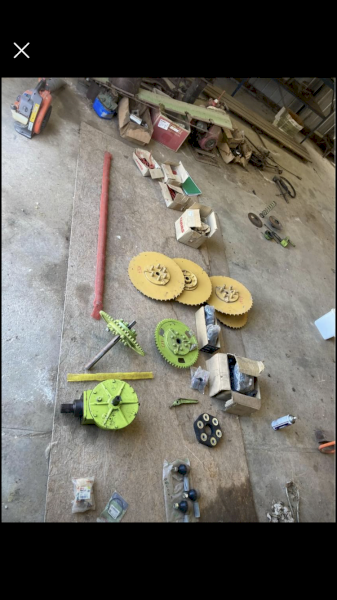 Claas header parts. matador. Dominator. Mega. Cat lexion. 