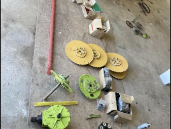 Claas header parts. matador. Dominator. Mega. Cat lexion. 