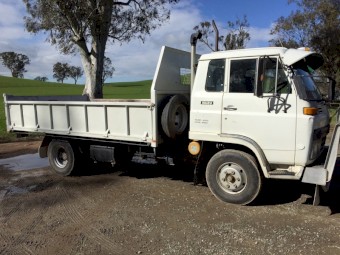1985 Isuzu FSR Tipper 