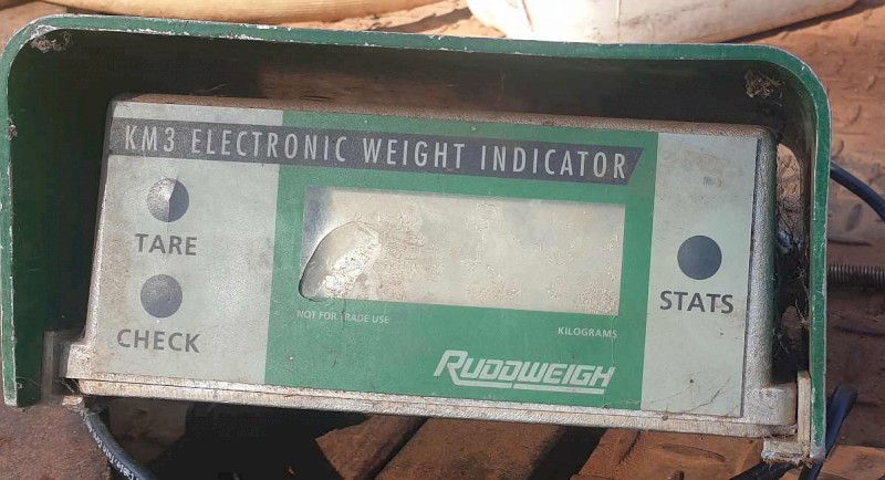 Ruddweigh KM3 indicator wanted