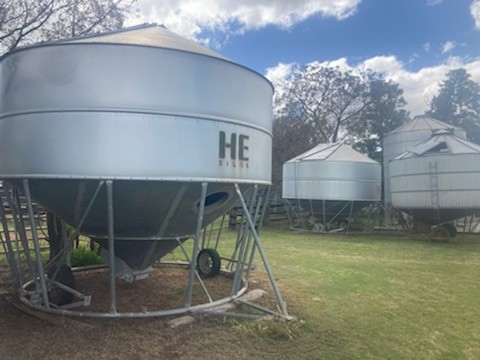 HE fertiliser field bin