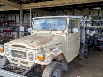 WANTED Old Toyota Landcruisers ($250 spotter fee)