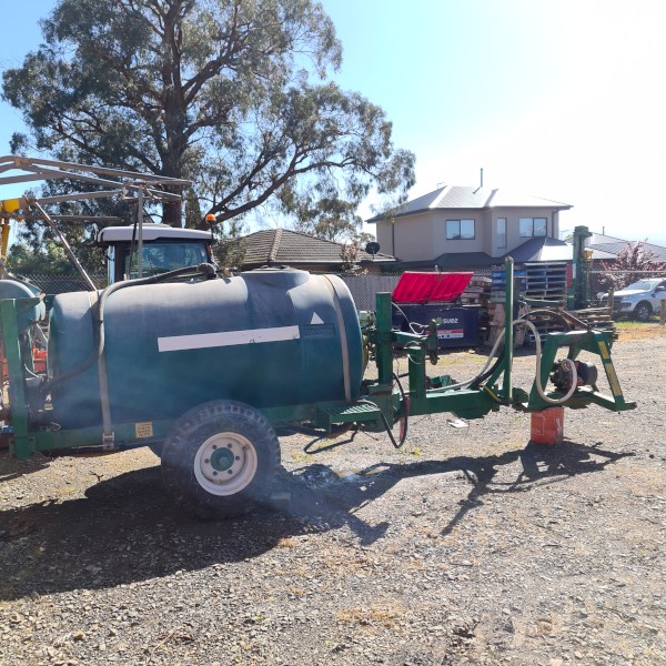 Goldacres 2000ltr  Trailed Spray Tank