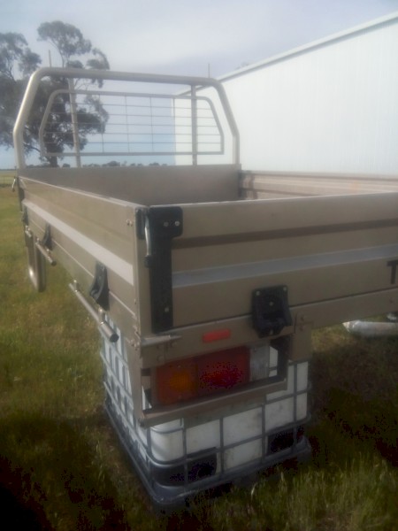 LandCruiser Drop Side Tray