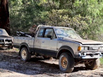 4x4 NISSAN DATSUNS 720s x 2 classics 