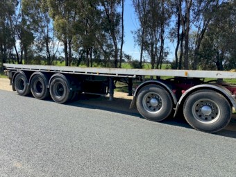 Freighter Flat Top Trailer