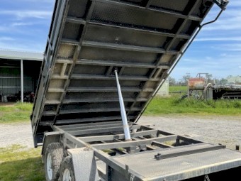 12 x 8 Tipping Trailer