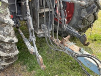 Pearces Haybale Feeder