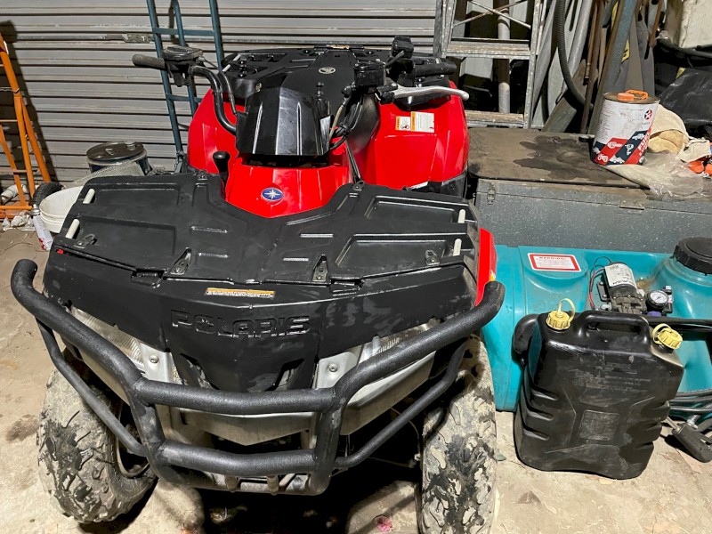 Polaris 2 x 4 Farm Quad Bike