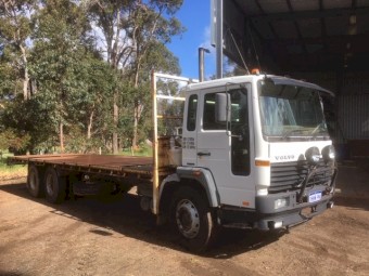 1998 FL6 Volvo Tray Top Truck