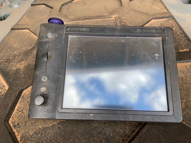 A5 GPS Screen & Rooftop Antenna