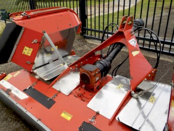 2016 HOWARD/TRIMAX STEALTH S2 340 PTO Wide-Area  Slasher/Mower