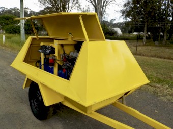 Lincoln Industrial/Commercial 400 AMP Mobil Diesel Welder/Generator