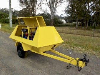 Lincoln Industrial/Commercial 400 AMP Mobil Diesel Welder/Generator